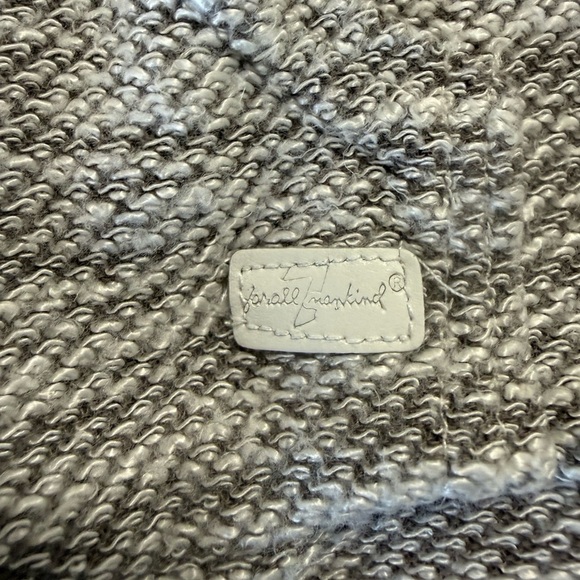 Seven7 Heathered Gray Kids Hoodie 3T - Picture 5 of 9